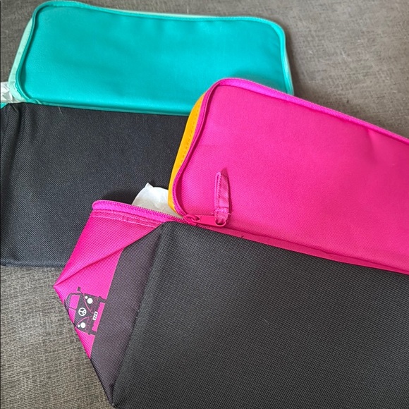 COPY - BNWT Trader Joe’s Mini Insulated Tote Bag! (Multiples Available!) - Picture 3 of 3